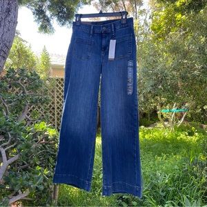 Banana Republic high waisted, wide leg, trouser denim.